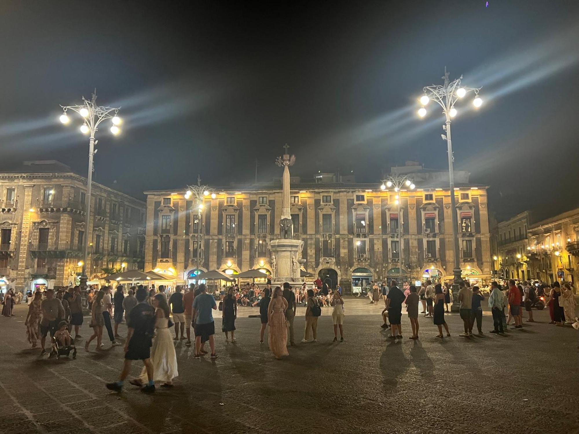 Вилла Li Cuti House - Lungomare Self Check-In Катания Экстерьер фото